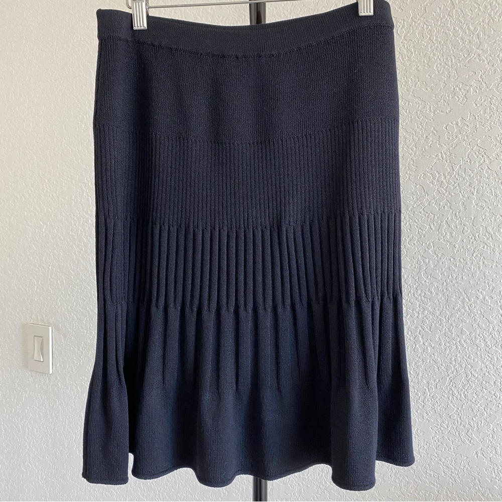 St. John black Santana Knit Skirt - Picture 6 of 7